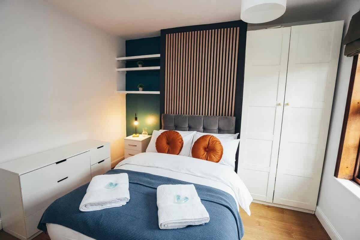 4br Town House, Self Check In, Parking, By Derbnb Holiday home Derby